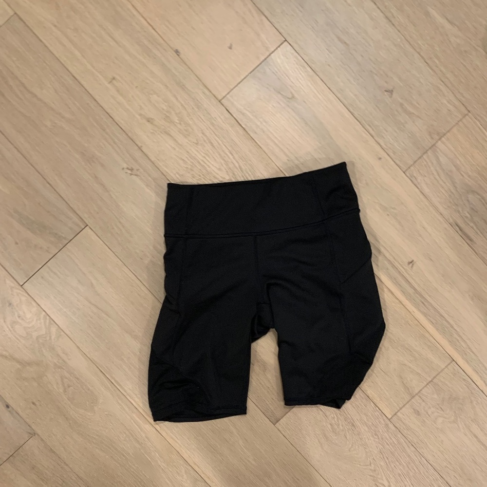 biker shorts